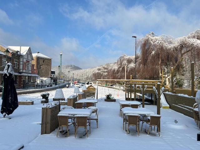 Hotel Val De La Cascade Stavelot Exteriér fotografie