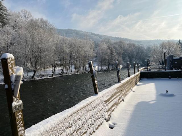 Hotel Val De La Cascade Stavelot Exteriér fotografie