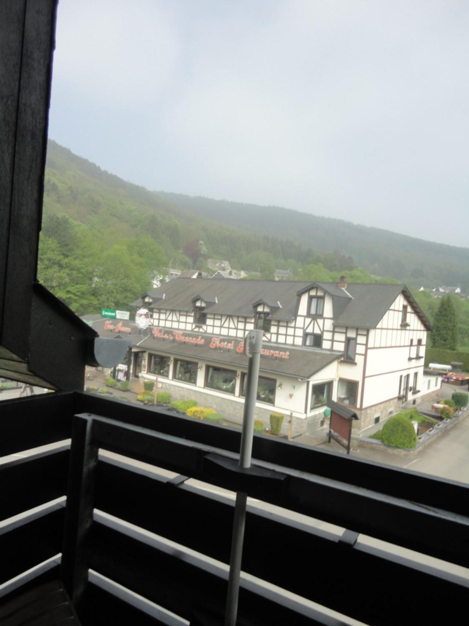 Hotel Val De La Cascade Stavelot Exteriér fotografie